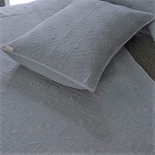 Kasentex Cozy Stonewashed Quilt Set, Navy Blue and White