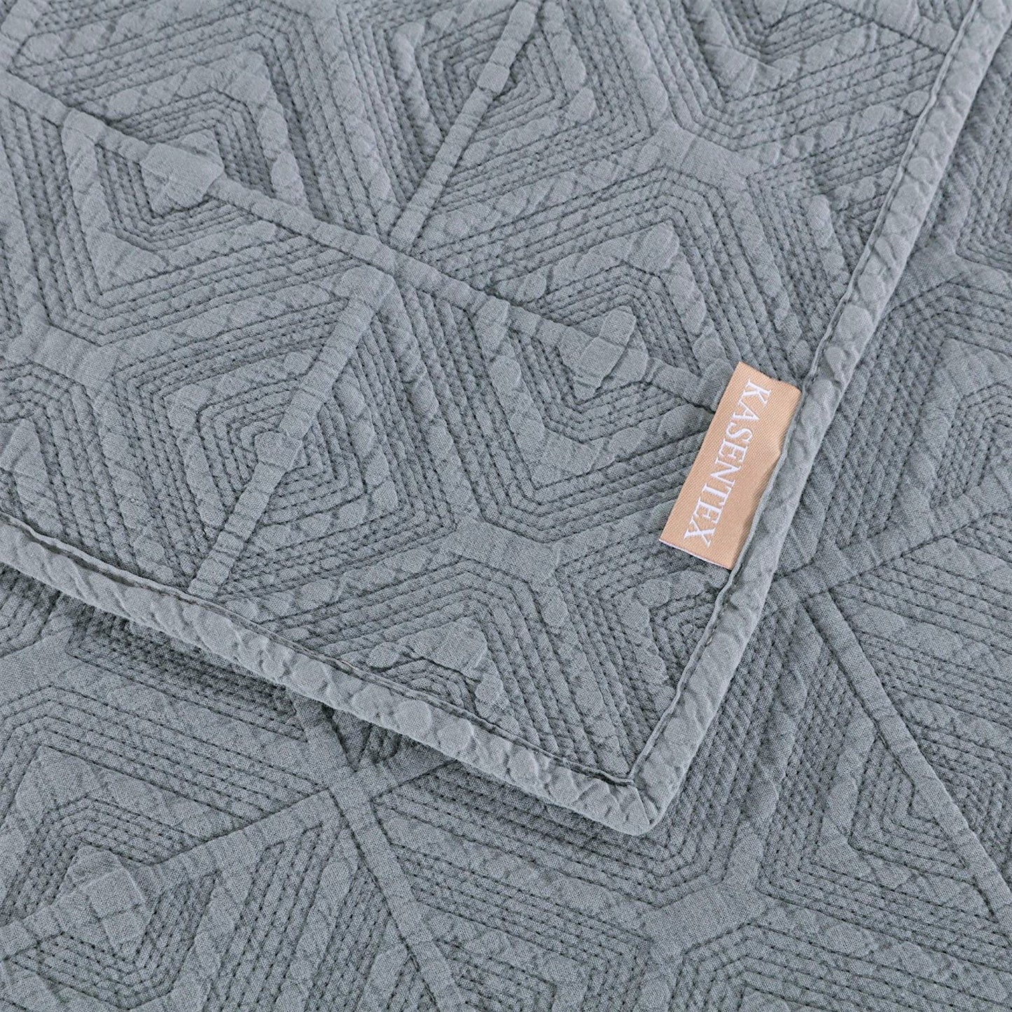 Kasentex Cozy Stonewashed Quilt Set, Navy Blue and White