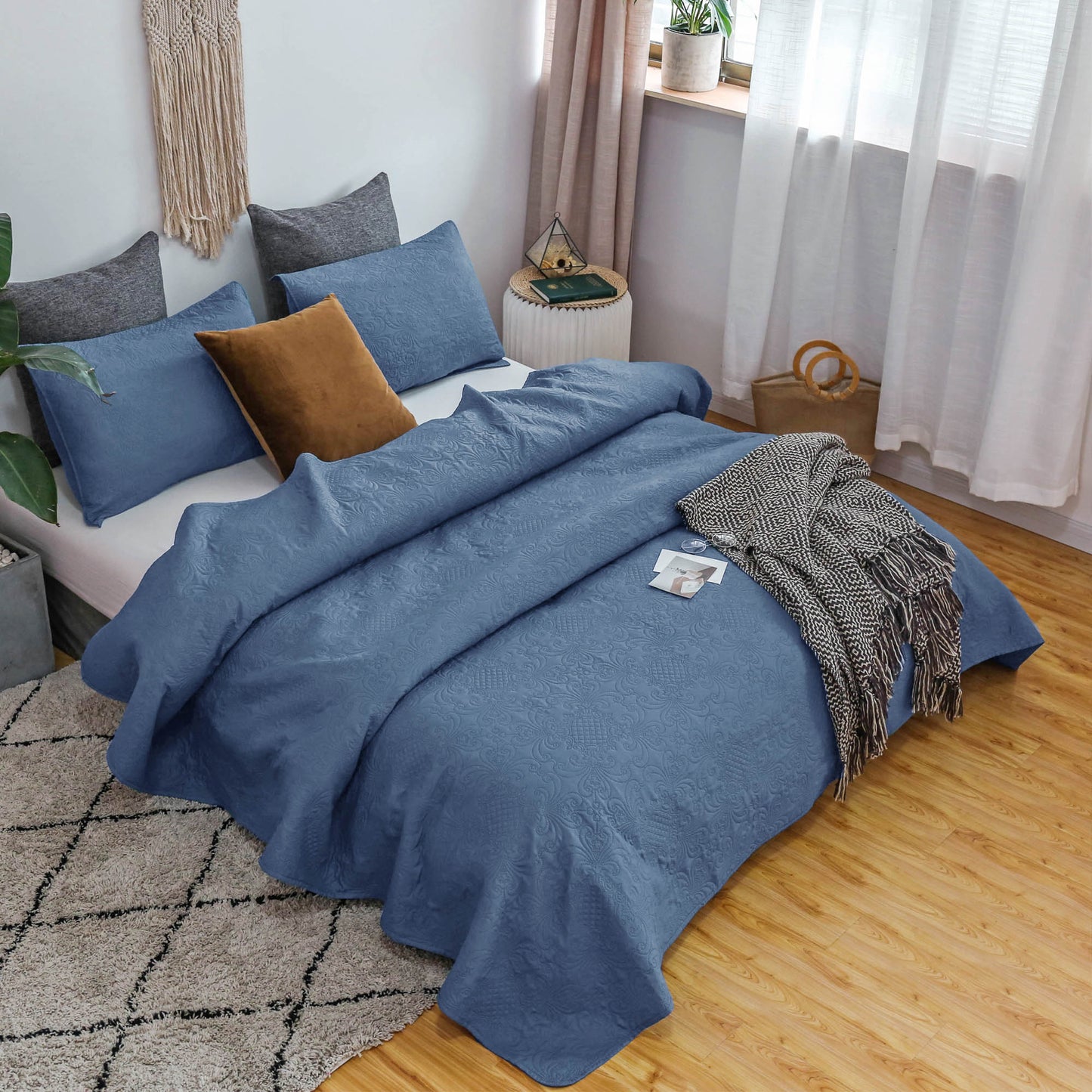 Kasentex Ultra Soft Floral Coverlet Quilt Bedding Set