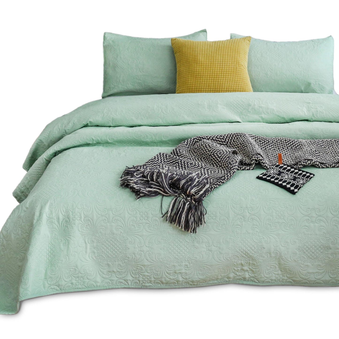 Kasentex Ultra Soft Floral Coverlet Quilt Bedding Set