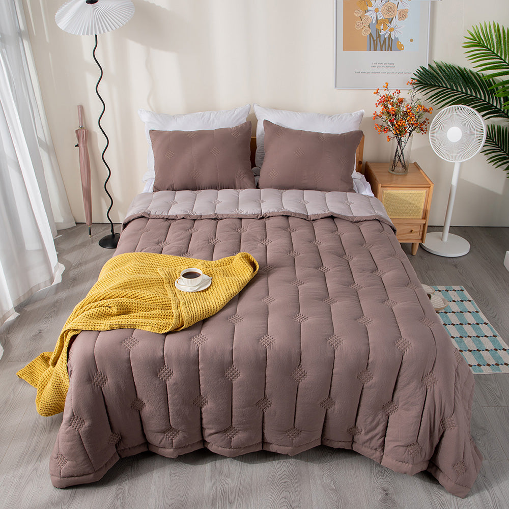 Kasentex Ultra Soft Lightweight All Season Quilt Bedspread Set, Room Decor, Graduation Gifts