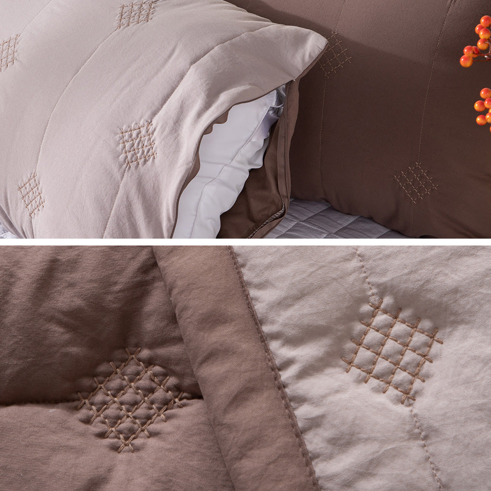 Kasentex Ultra Soft Lightweight All Season Quilt Bedspread Set, Room Decor, Graduation Gifts