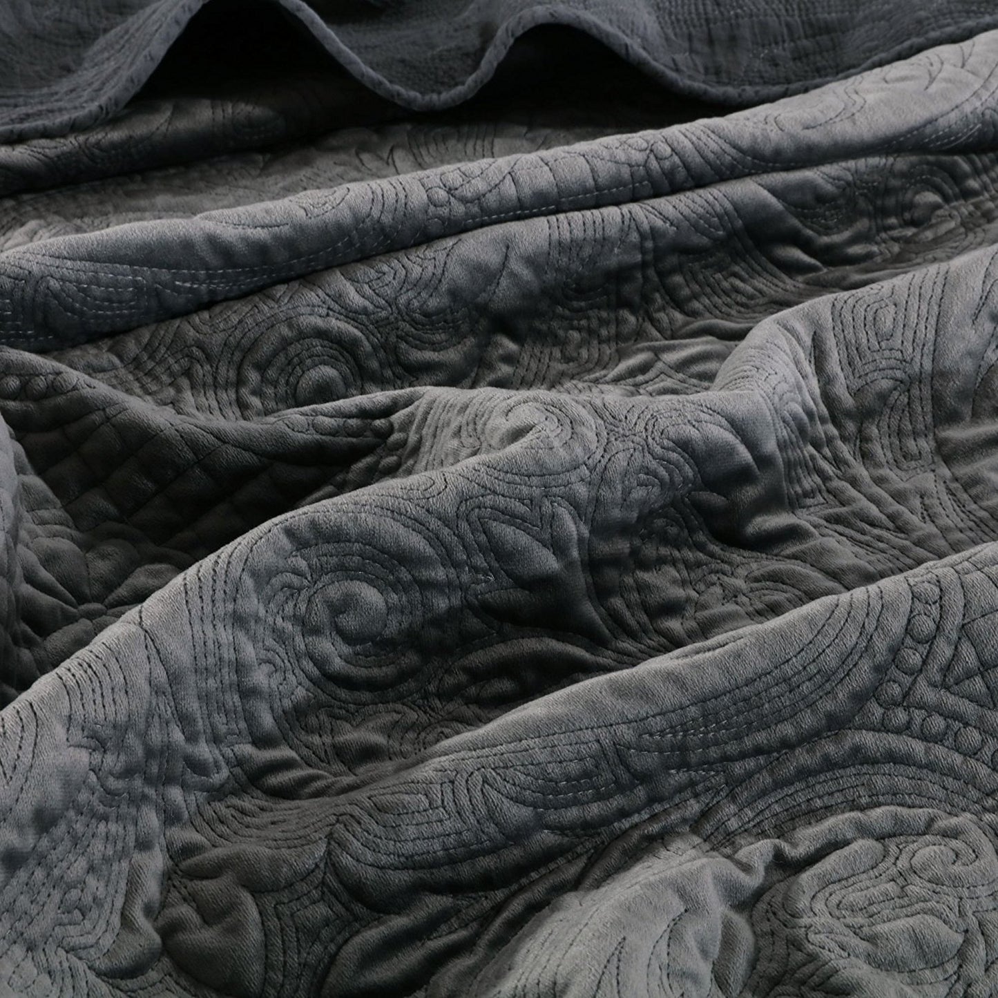 Kasentex Stonewashed Embroidered Floral Design Quilt Set with Pillow Shams, Grey or Blue