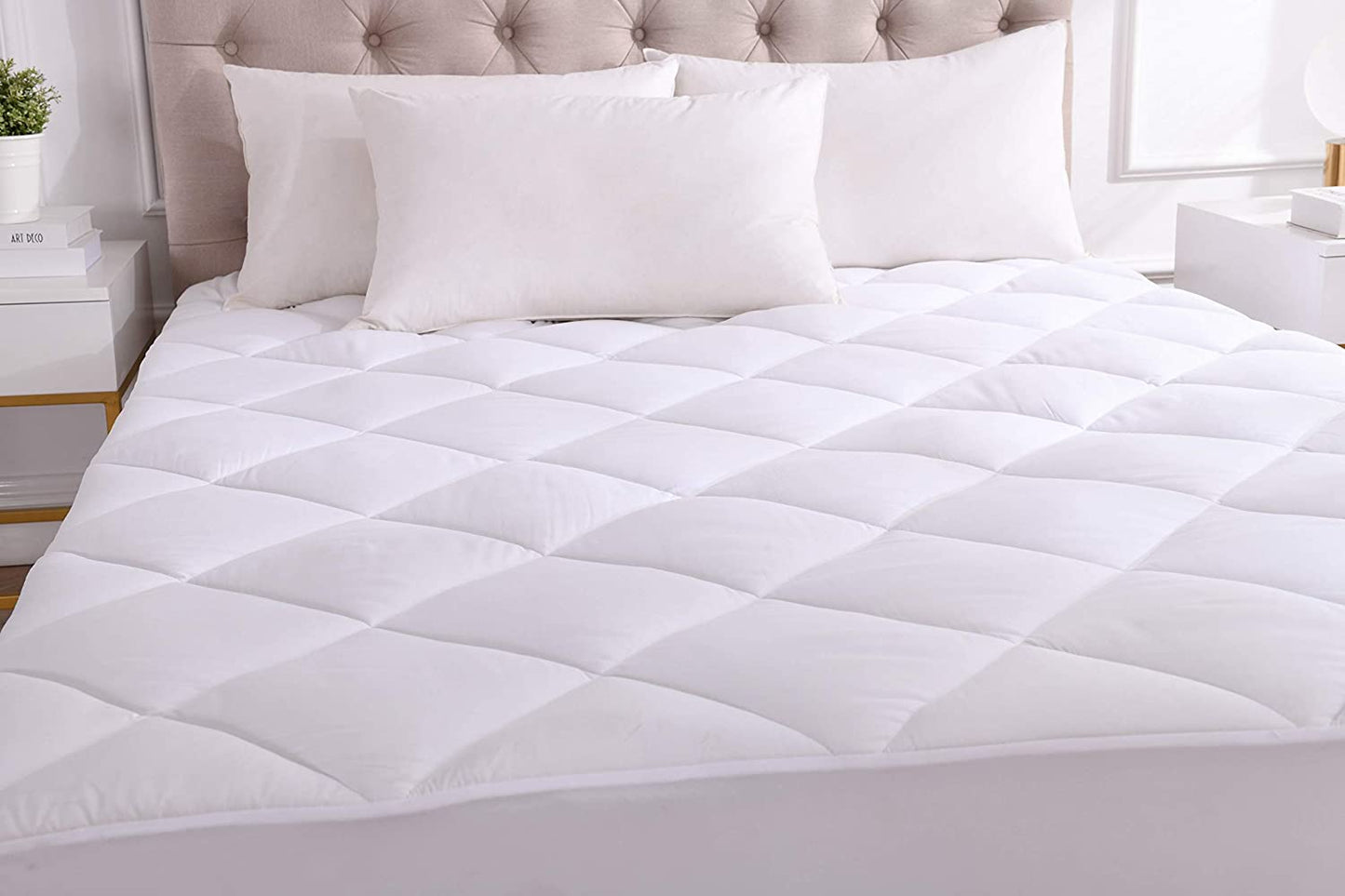 Kasentex Deluxe Fitted Mattress Pad Cover with Deep Pockets, White, Room Decor, Graduation Gifts