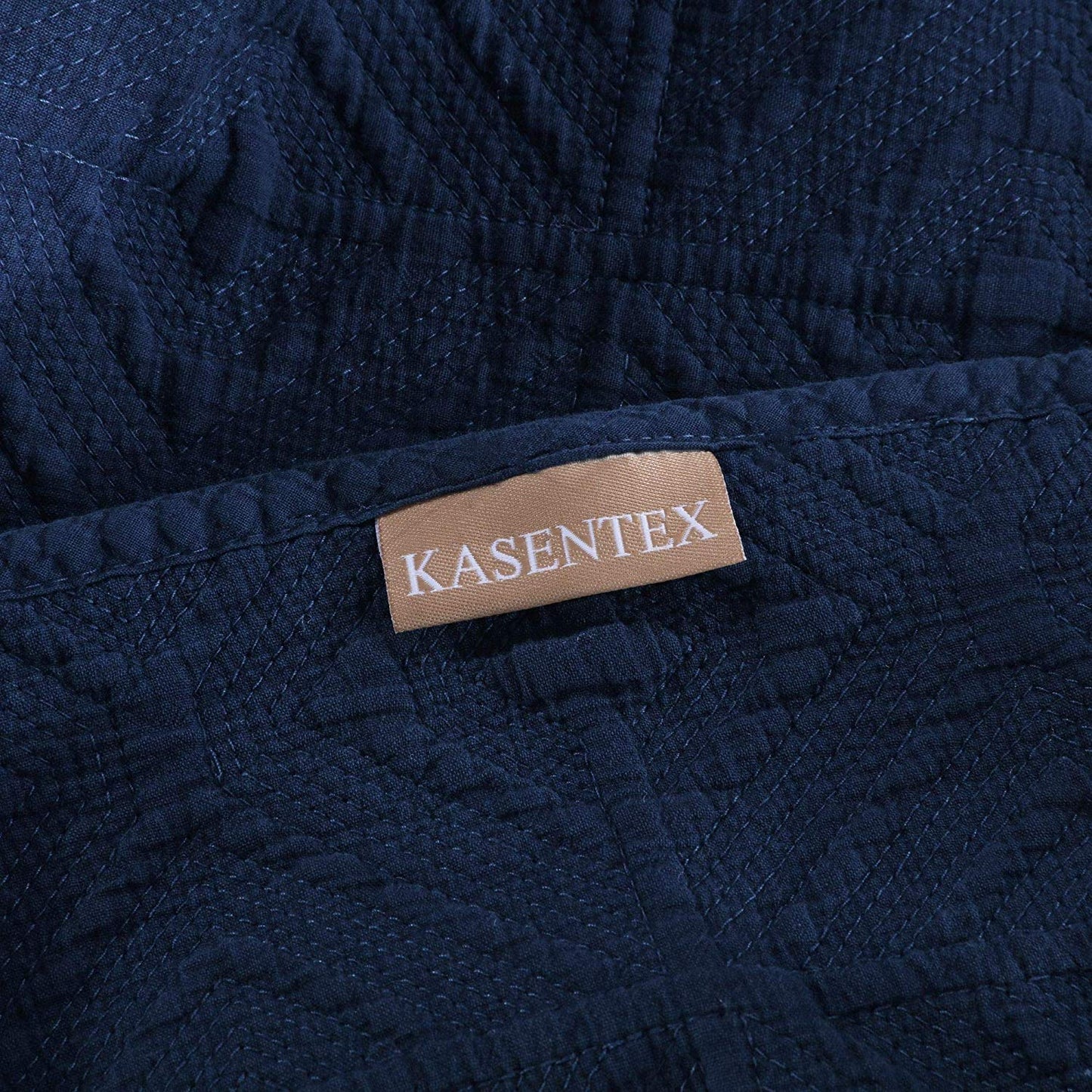 Kasentex Cozy Stonewashed Quilt Set, Navy Blue and White