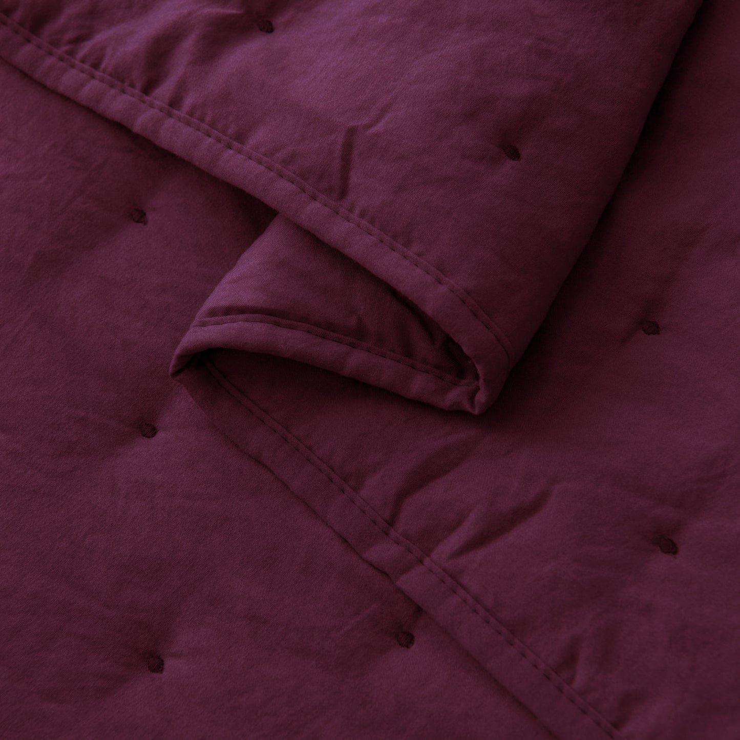 Kasentex Ultra Soft Nostalgic Dot Stitch Stone Washed Quilt Set, Red, Room Decor, Graduation Gifts