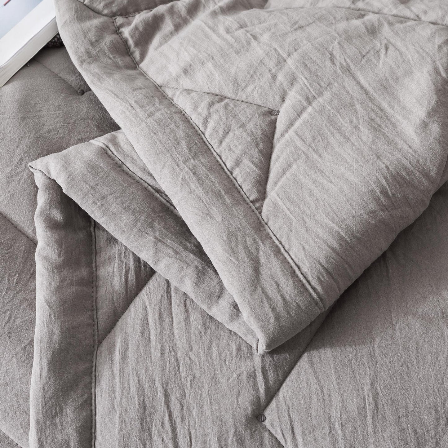 Kasentex All Season Ultra Soft Chevron Pattern Quilt Set, Blue or Grey, Room Decor, Graduation Gifts