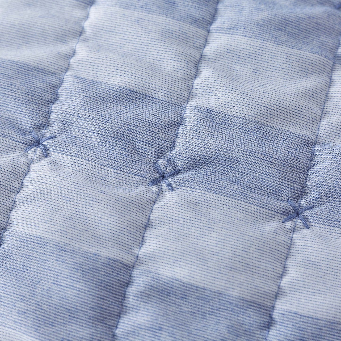 Kasentex Luxury Soft Prewashed Technique Quilt Set with Box and Stripe Design, Reversible with Shams - Kasentex