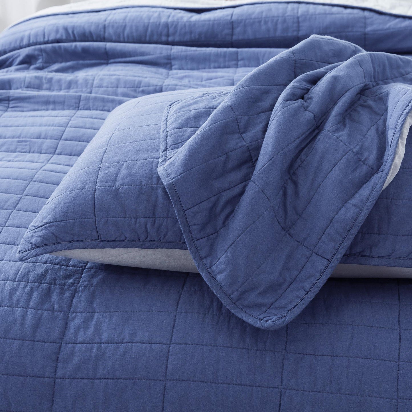 Kasentex Ultra Soft Cotton Oversized Bedspread Set, Blue or Red, Room Decor, Graduation Gifts