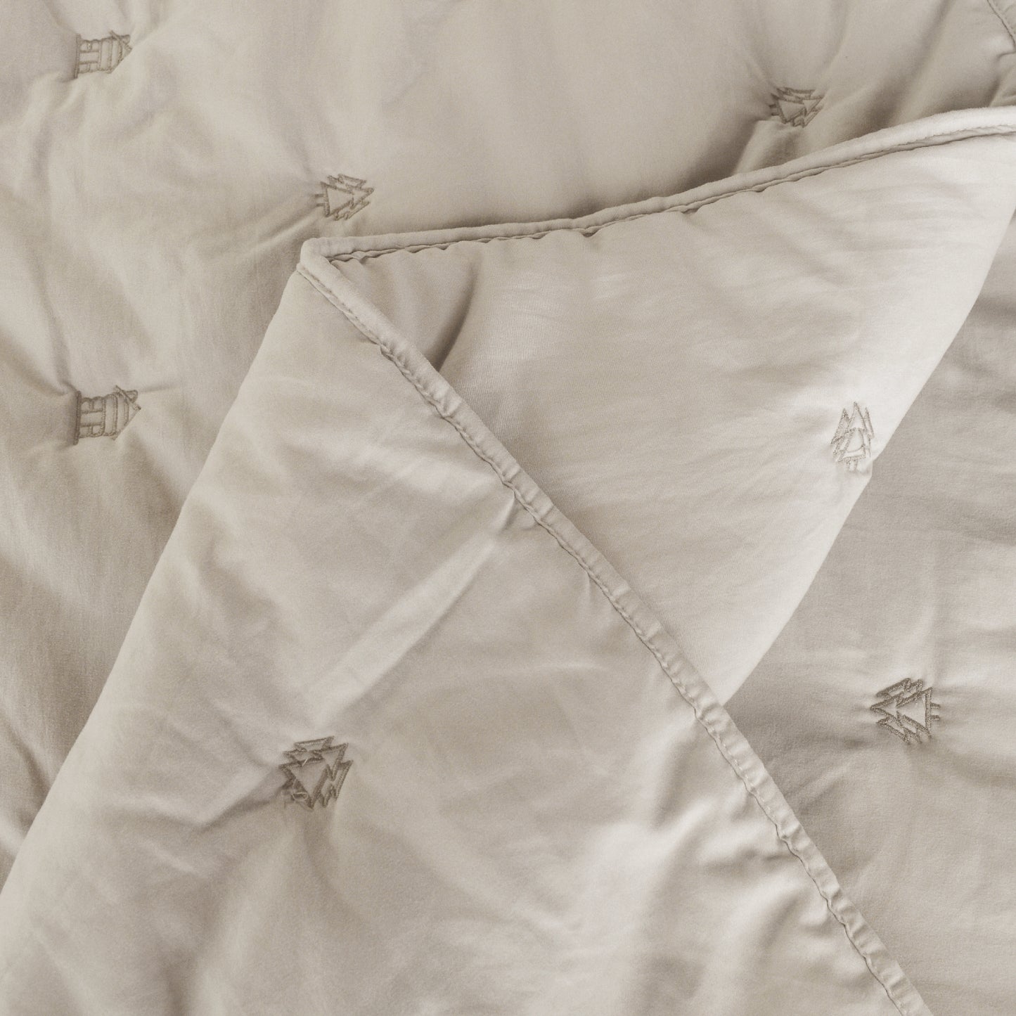 Kasentex All Season Ultra Soft Stitched Quilt Set, Blue or Camel or Grey, Room Decor, Graduation Gifts