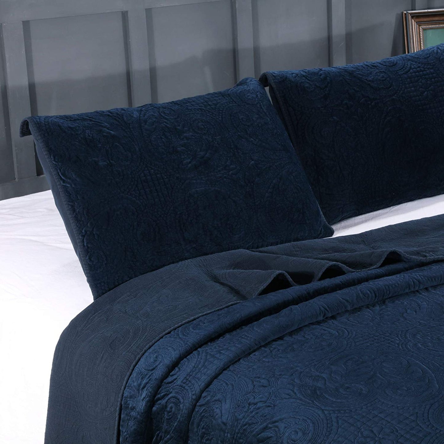 Kasentex Stonewashed Embroidered Floral Design Quilt Set with Pillow Shams, Grey or Blue