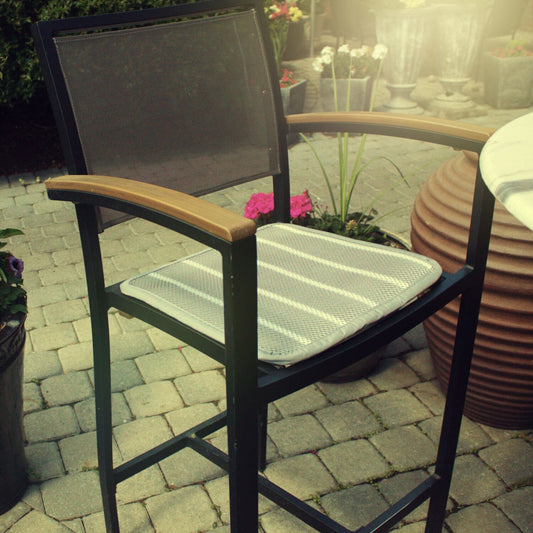 Kasentex Stylish Indoor Or Outdoor Chair Cushion with Ties