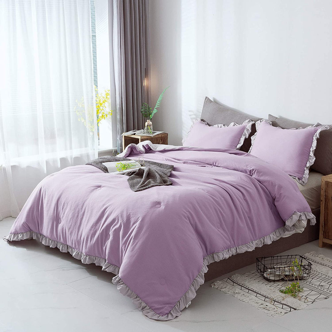 From Basic to Boutique: Styling Your Bed on a Budget
