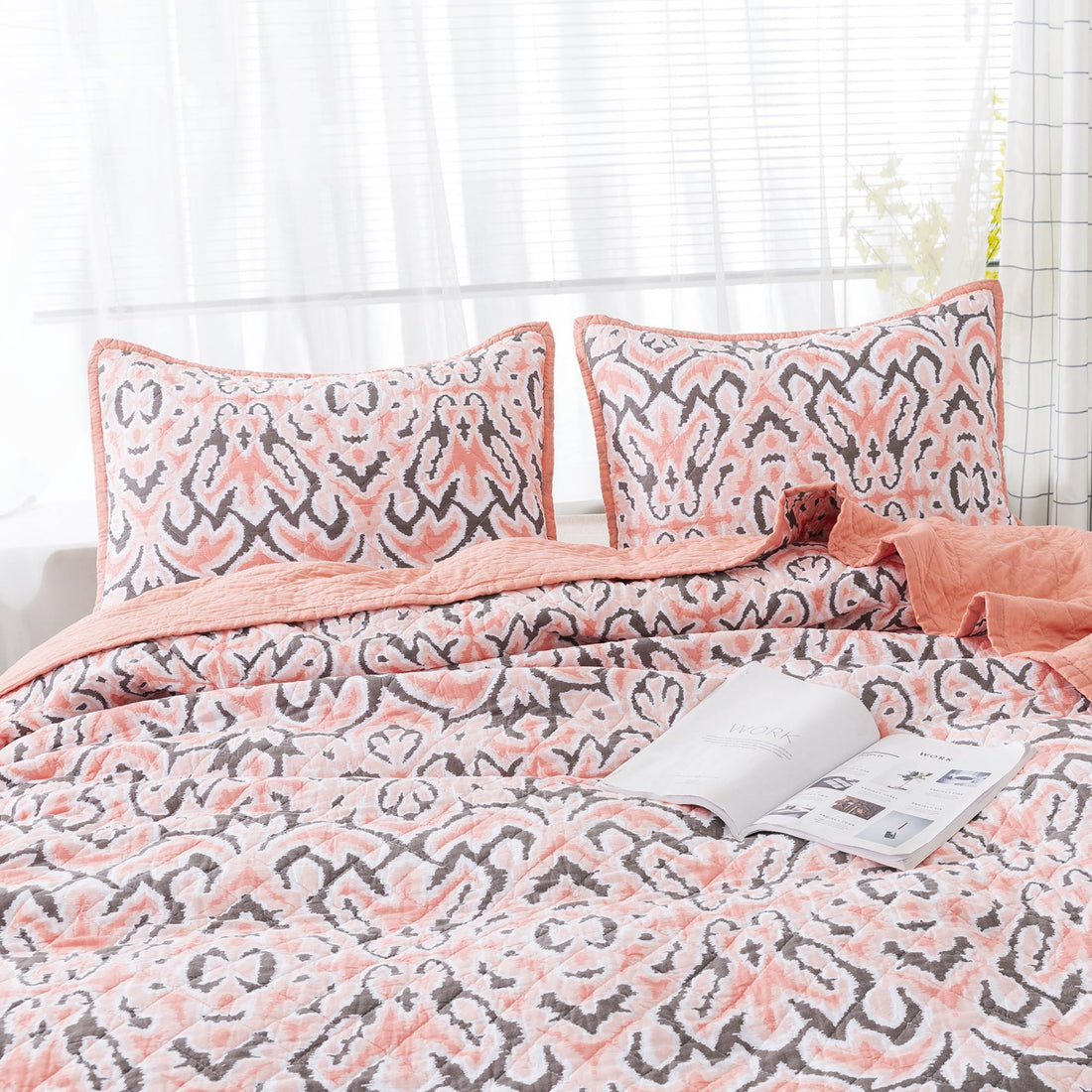 Bulk Bedding for Retailers, Hotels, and Small Businesses