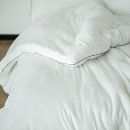 Kasentex Spring All Season Super Soft and Fluffy Jersey Knit Ultra Soft Comforter Set, White
