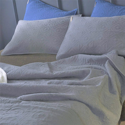 Kasentex Cozy Stonewashed Quilt Set, Navy Blue and White