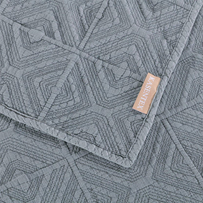 Kasentex Cozy Stonewashed Quilt Set, Navy Blue and White