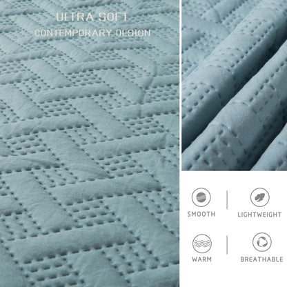 Kasentex Ultra Soft 2-Tone Reversible Quilt Bedding Set, Green or Pink or Blue, Room Decor, Graduation Gifts