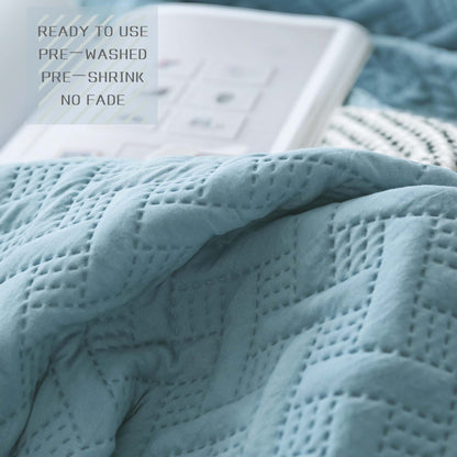 Kasentex Ultra Soft 2-Tone Reversible Quilt Bedding Set, Green or Pink or Blue, Room Decor, Graduation Gifts