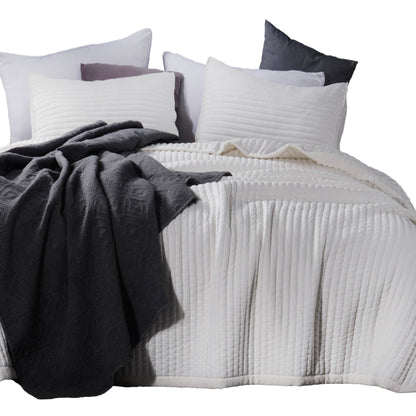 Kasentex Ultra Soft All Season Rustic Nostalgic Design Coverlet Set