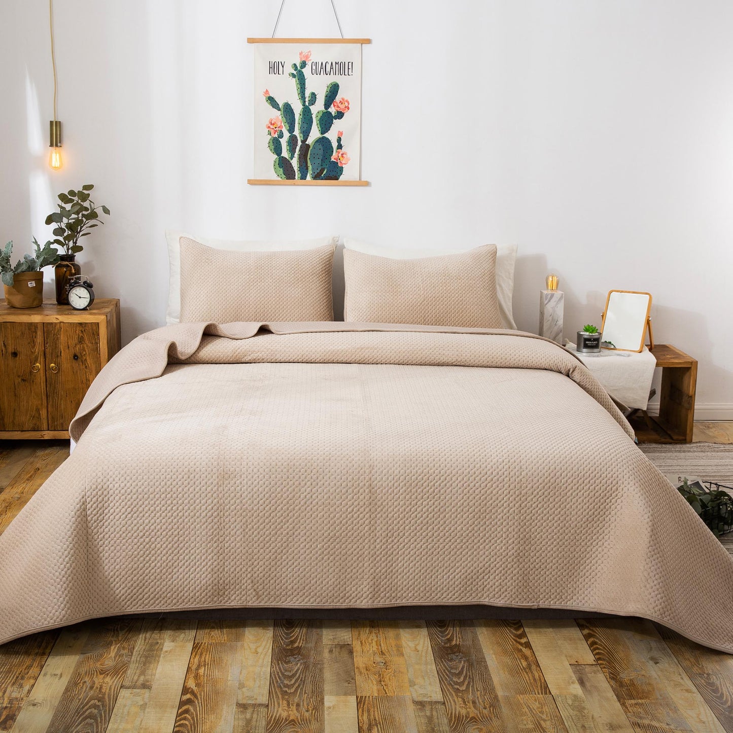 Cozy Velveteen Bedspread With Shams