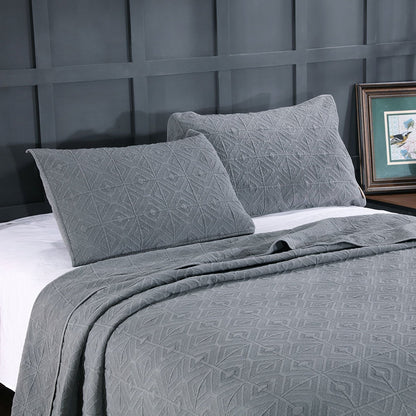 Kasentex Cozy Stonewashed Quilt Set, Navy Blue and White