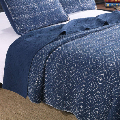 Kasentex Cozy Stonewashed Quilt Set, Navy Blue and White