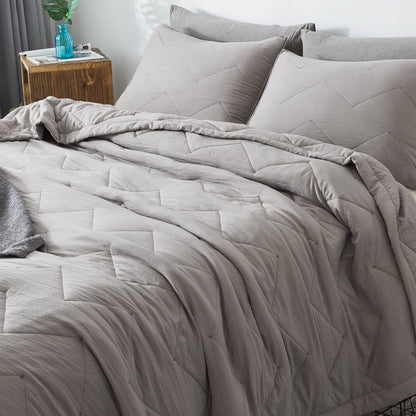 Kasentex All Season Ultra Soft Chevron Pattern Quilt Set, Blue or Grey, Room Decor, Graduation Gifts