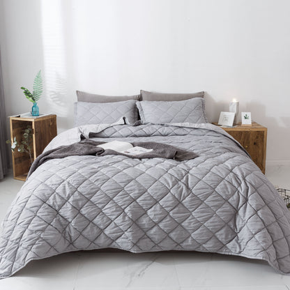 Kasentex Luxury Soft  Prewashed Technique Quilt Set with Box and Stripe Design, Reversible with Shams - Kasentex