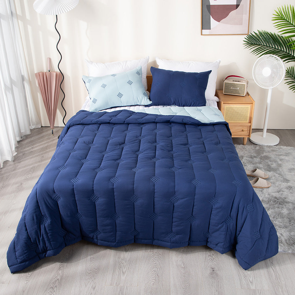 KASENTEX Light Weight All Season Quilt Set(Includes Quilt and Pillow Sham) - Soft Machine Washable Bedspread Bedding