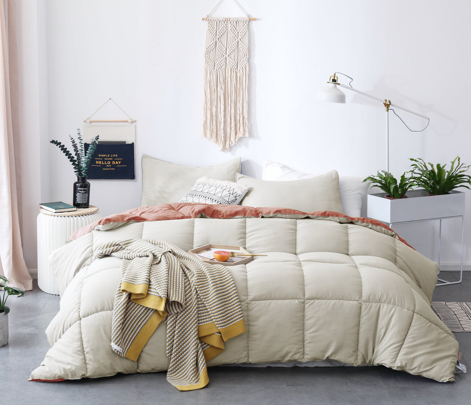 https://www.kasentex.com/cdn/shop/products/fall-bedding-soft-reversible-comforter-set-beige-rose.jpg?v=1630686053&width=1946