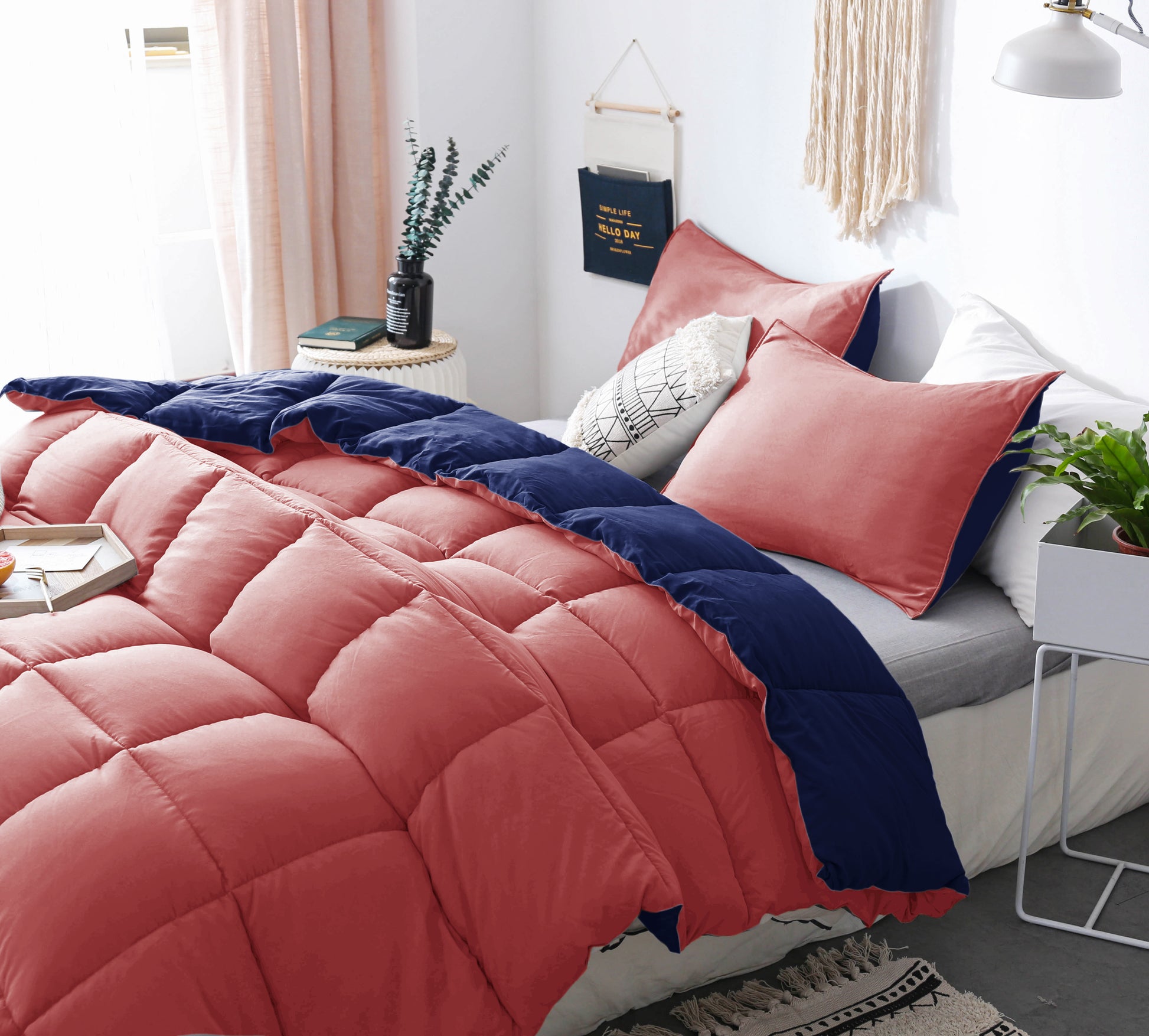 AQUA/NAVY REVERSIBLE COMFORTER