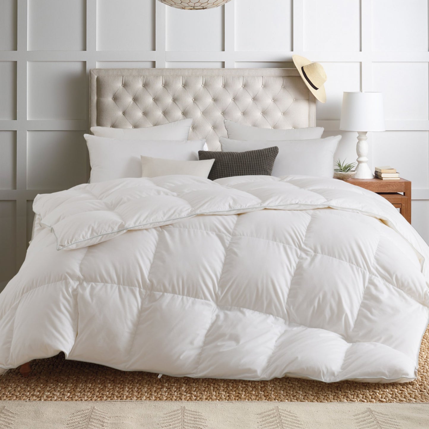 Kasentex Ultra Soft Blue Piped Edge Warm Winter Heavy Weights Down Comforter, White